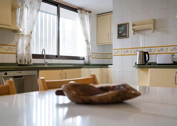 Amplio Citycenter Апартаменти Кордова